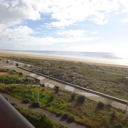 Superbe Studio En Bord De Mer Avec Balcon, Vue Imprenable, Parking Prive Et Equipements Modernes - Fr-1-224c-290 Apartmán